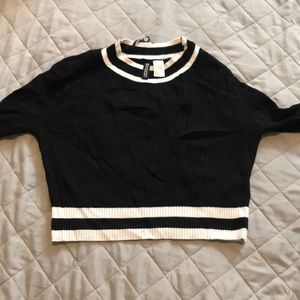 Long sleeve crop sweater